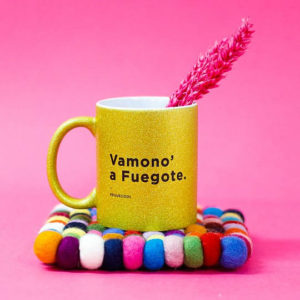 Taza de purpurina para reggaetoneros "Vamono a fuegote"